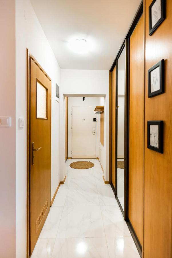 Woronicza Homey Wooden Apartment Warschau Buitenkant foto